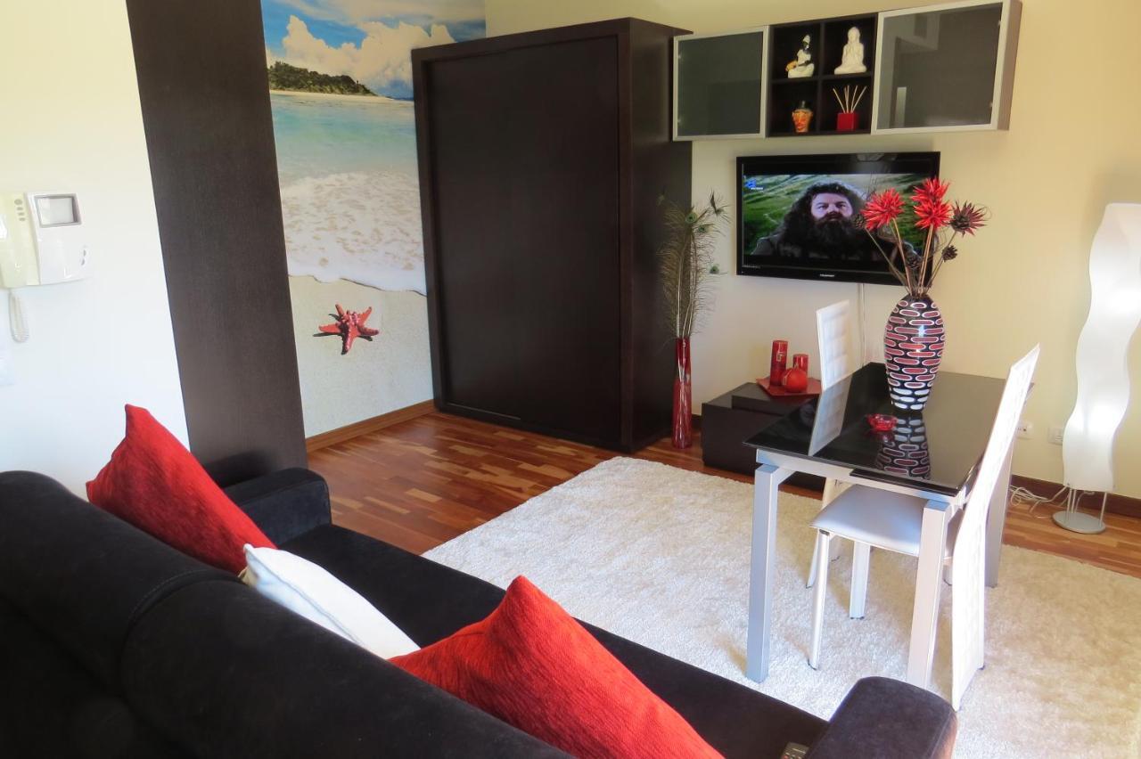Estudio De Luxo Em Condominio Privado Com Piscina เวียนา โด กัสเตโล ภายนอก รูปภาพ